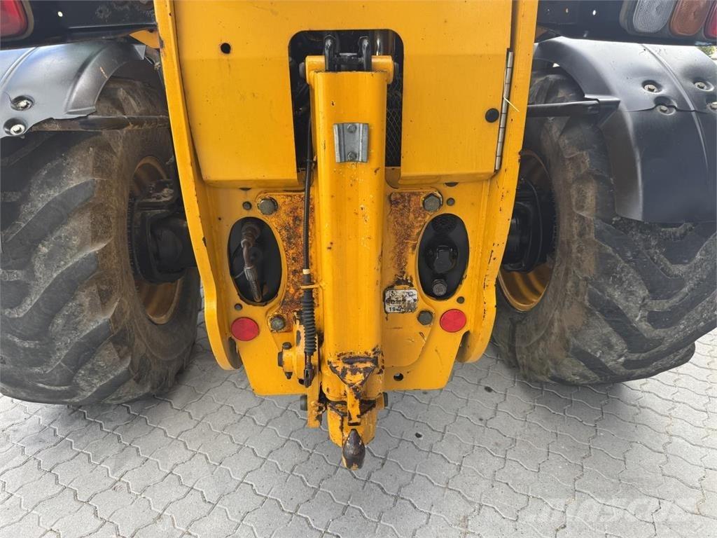 JCB 541.70 テレスコーピックハンドラー