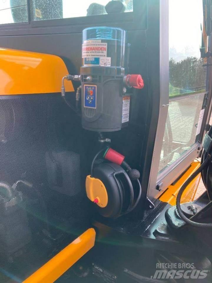 JCB 60C-2 ミニ油圧ショベル 7t以下（ミニユンボ・ミニディガー）