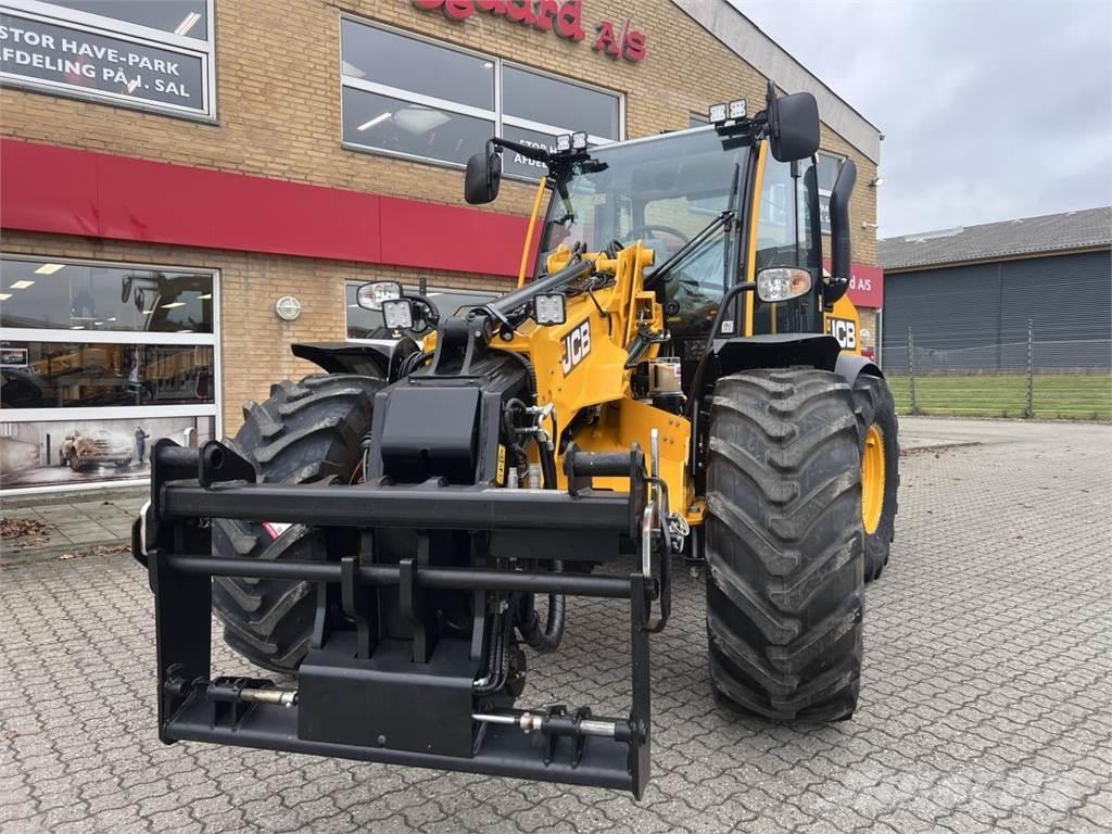 JCB TM320 ホイールローダー・タイヤショベル