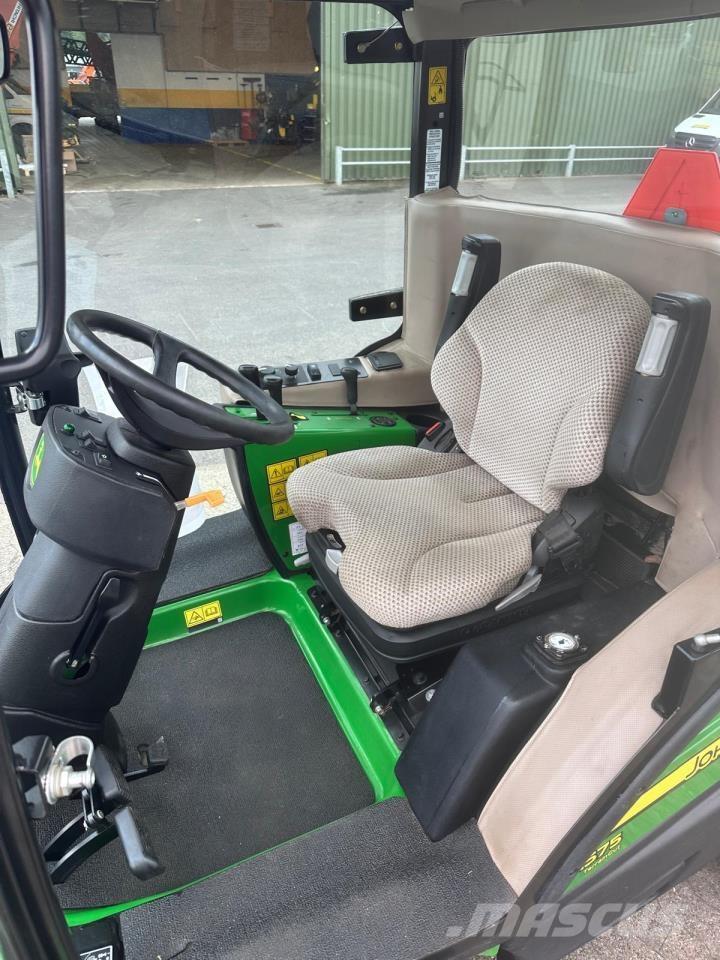 John Deere 1575 コンパクトトラクター