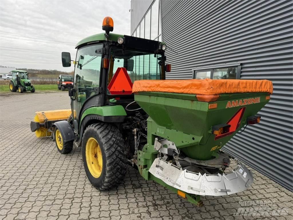 John Deere 2036R コンパクトトラクター