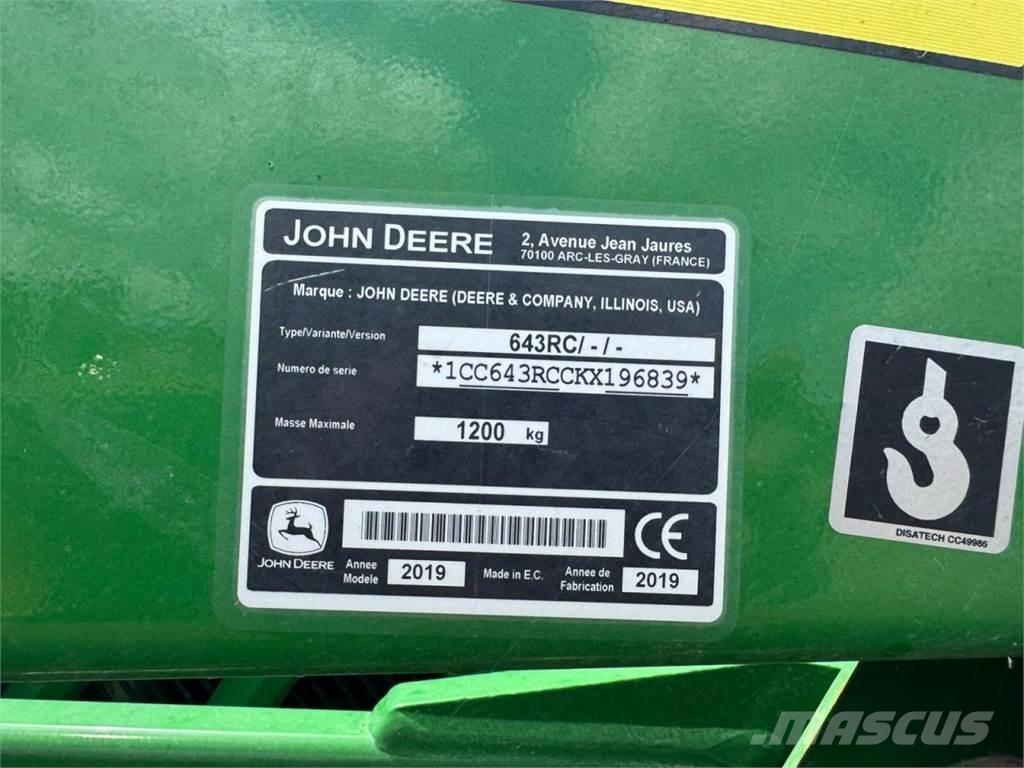 John Deere 6155M トラクター