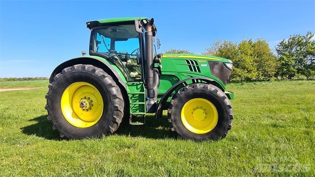 John Deere 6210R トラクター