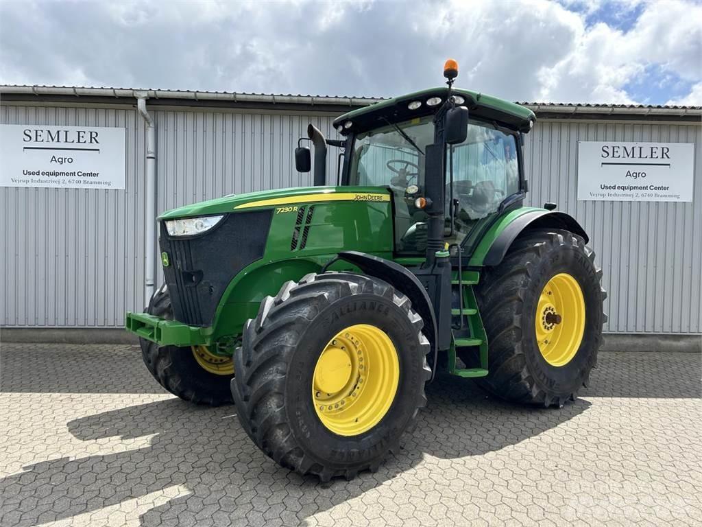 John Deere 7230R トラクター