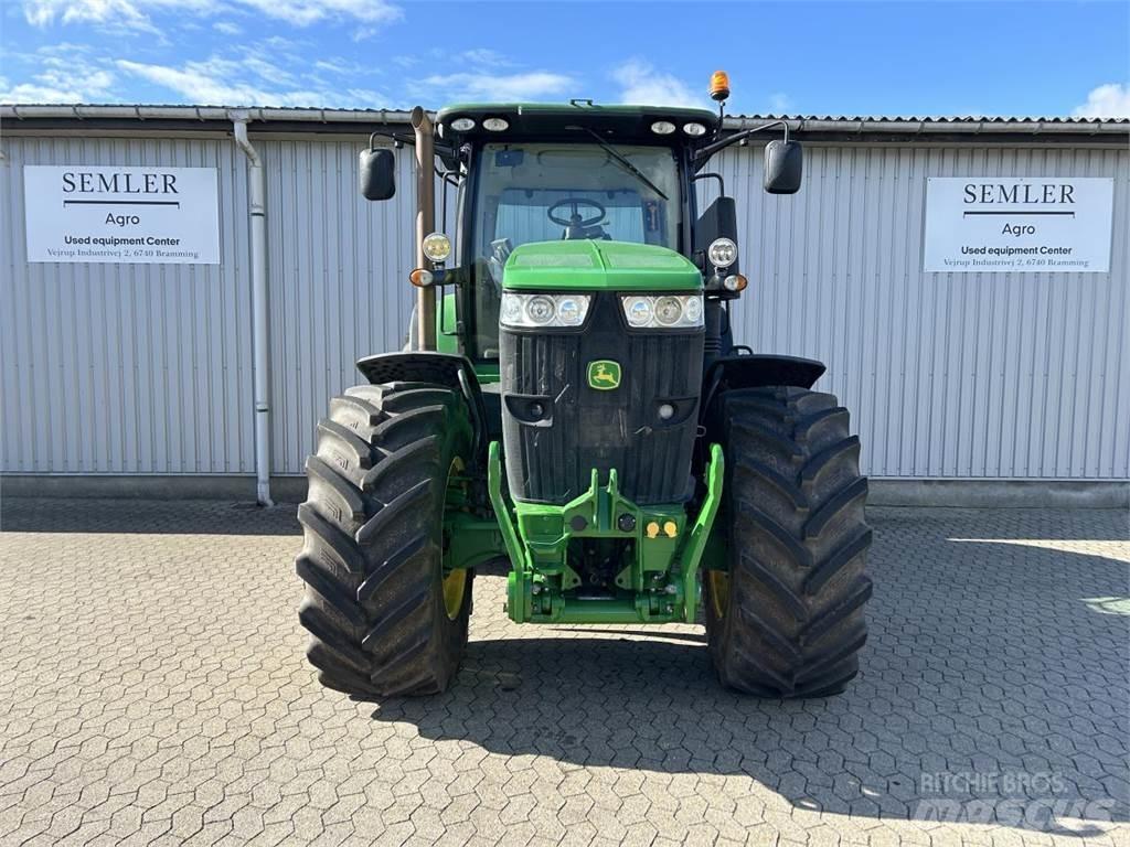 John Deere 7230R トラクター