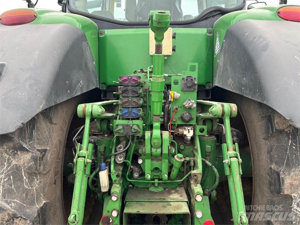 John Deere 8345R トラクター