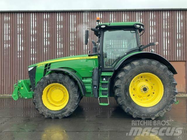 John Deere 8370R トラクター