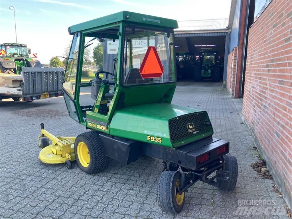 John Deere F935 コンパクトトラクター