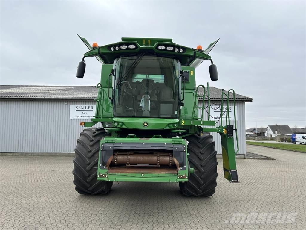 John Deere S685I コンバイン