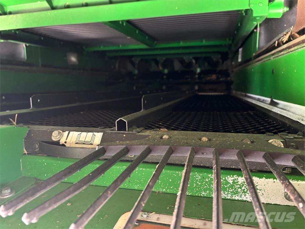 John Deere S785 コンバイン