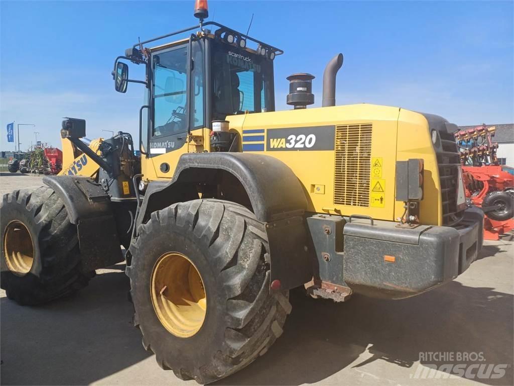 Komatsu W320 ホイールローダー・タイヤショベル