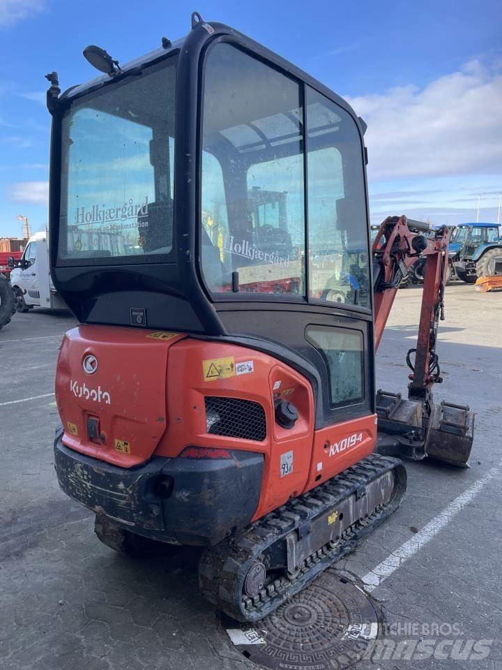 Kubota KX19-4 ミニ油圧ショベル 7t以下（ミニユンボ・ミニディガー）