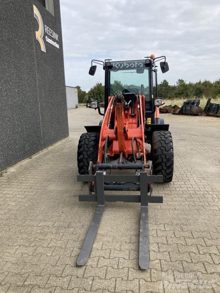 Kubota R070 ミニローダー