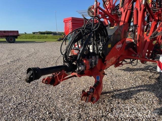 Kuhn GA13131 テッダー・テッダーレーキ
