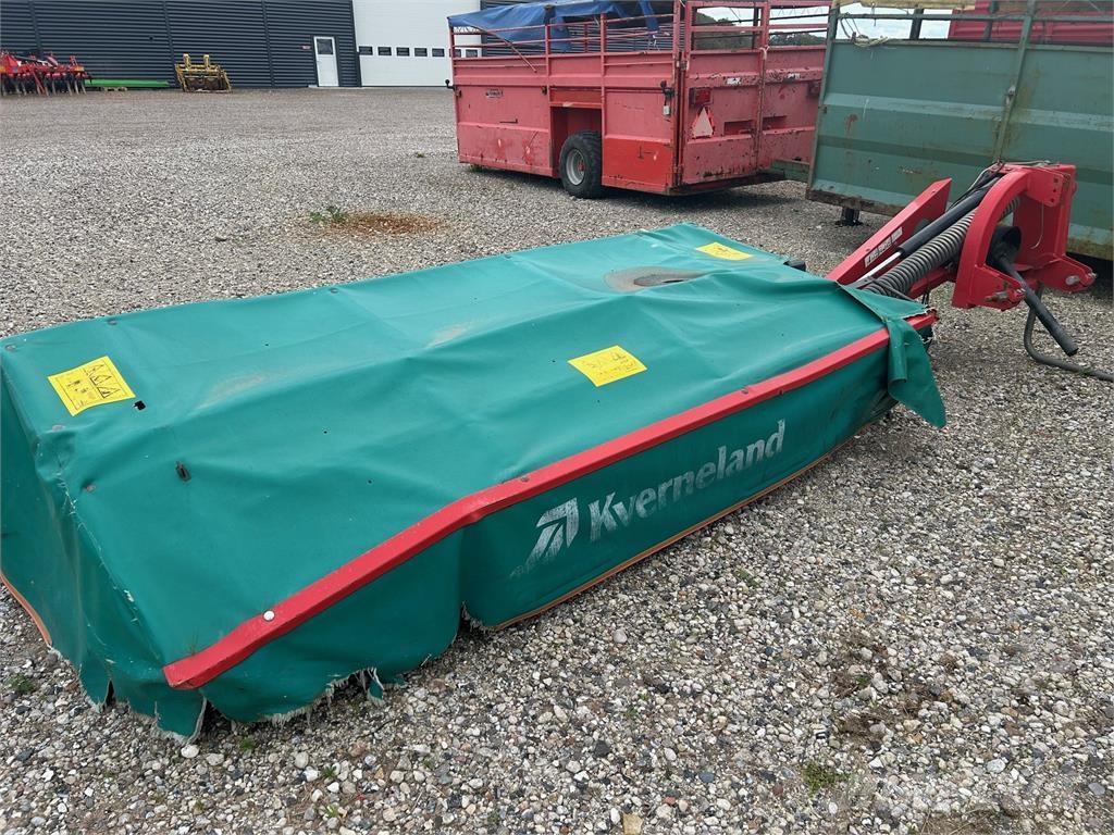 Kverneland 2632M スワーサー・ウインドローア