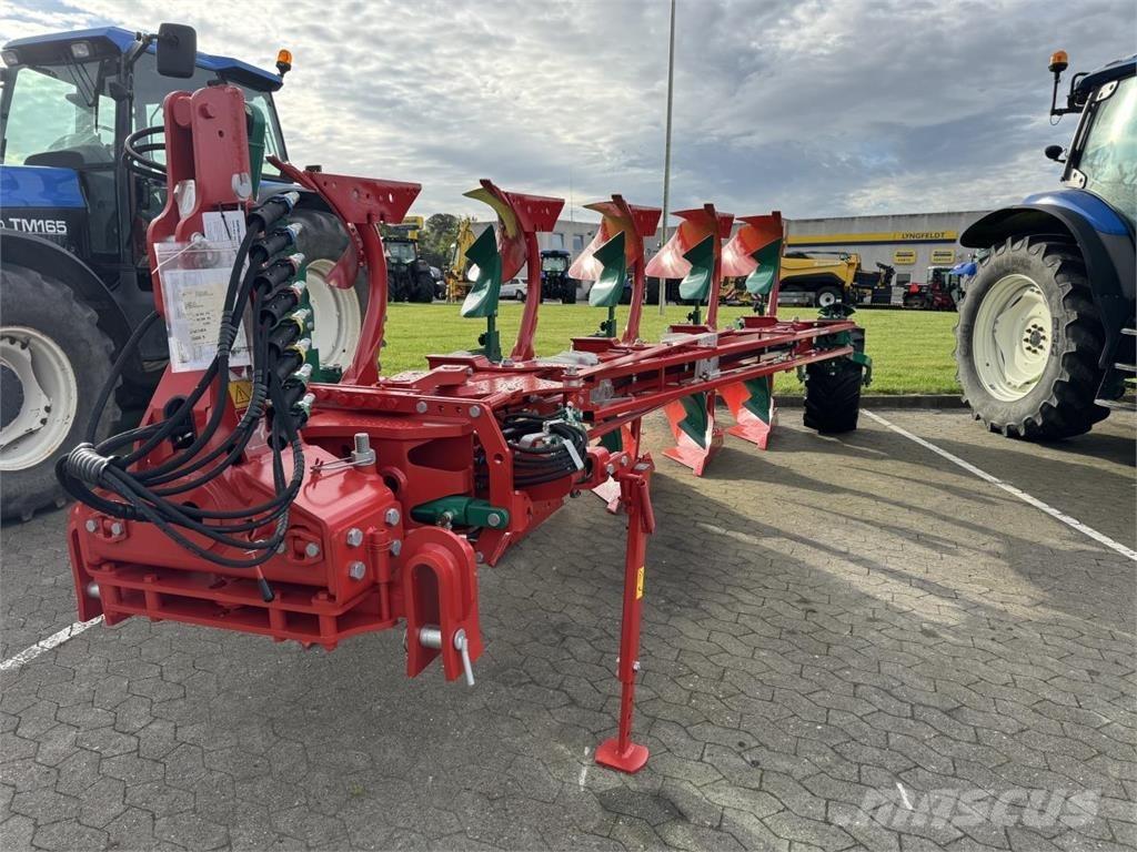 Kverneland 3300S リバーシブルプラウ