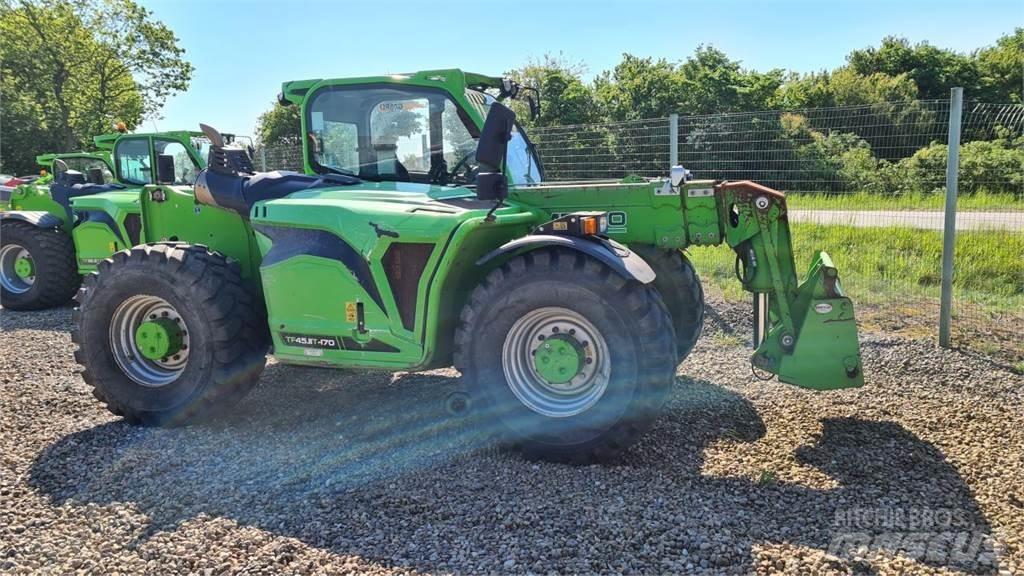 Merlo TF45.11T テレスコーピックハンドラー