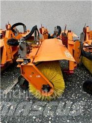 Nesbo HF1600S 路面清掃機