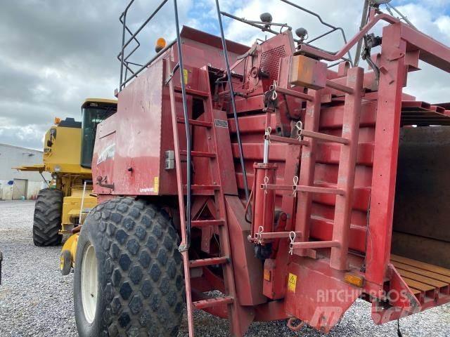 New Holland BB980 スクエアベーラー
