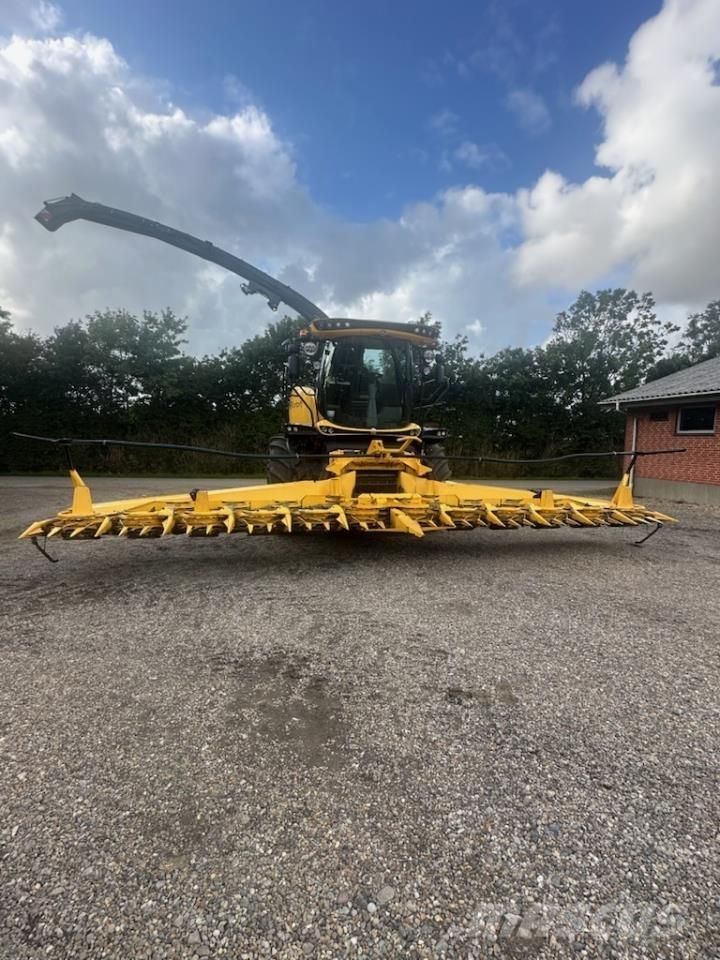 New Holland FR650 フォレージハーベスター