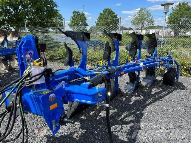 New Holland PHVH4 リバーシブルプラウ