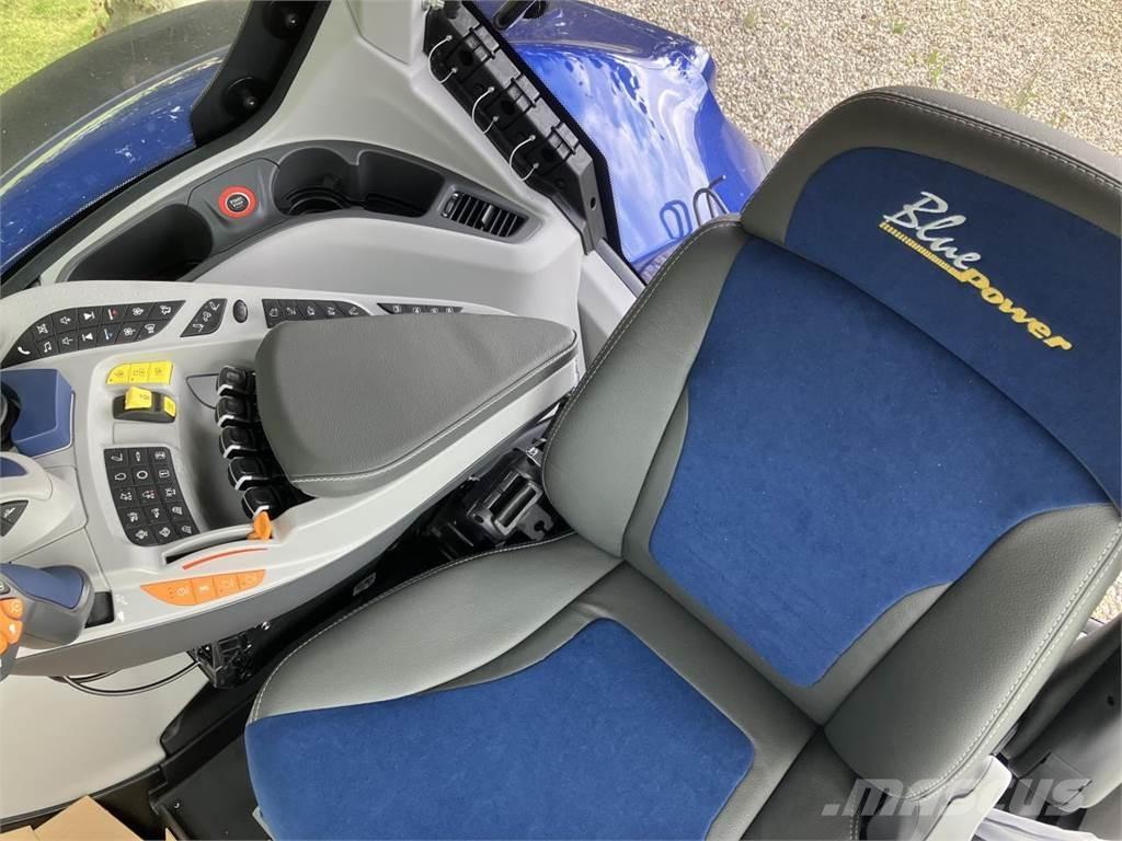 New Holland T7.300 トラクター