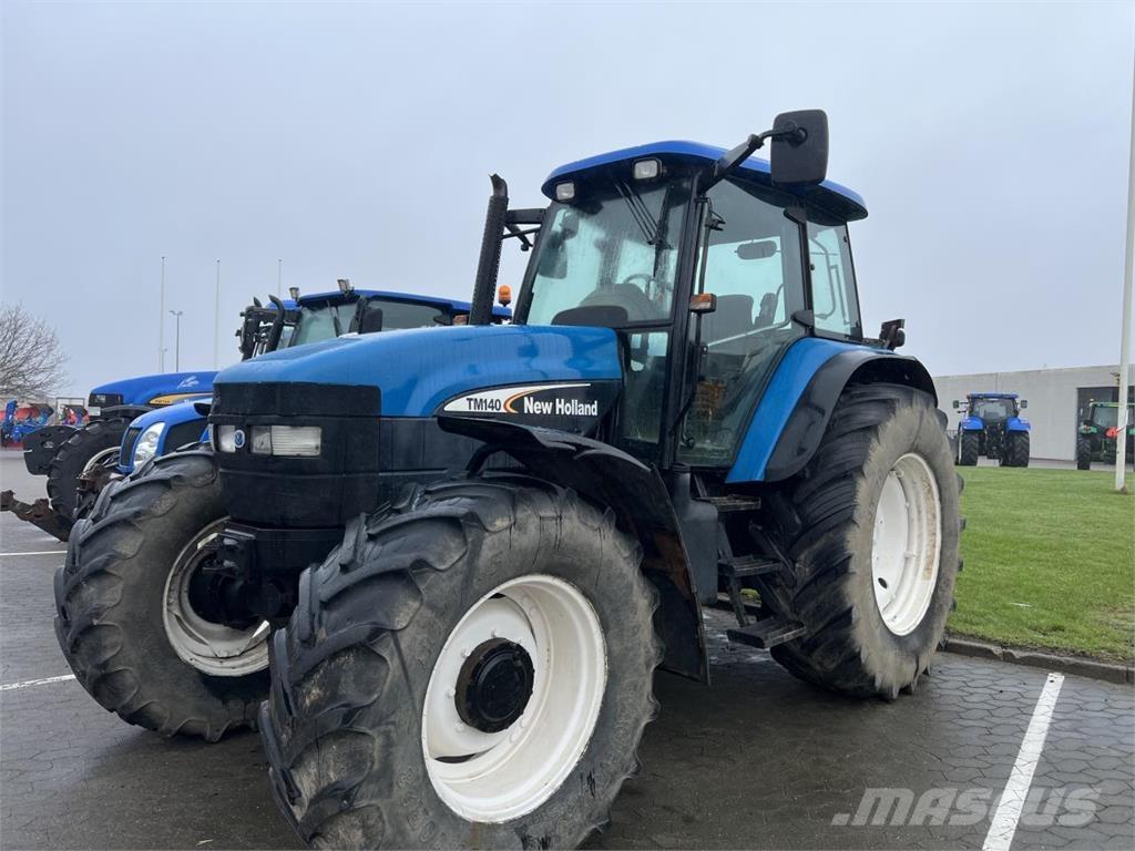 New Holland TM140 トラクター
