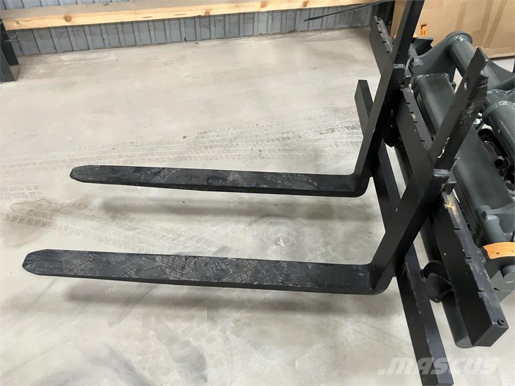  PALLEGAFLER フロントローダーとディガー