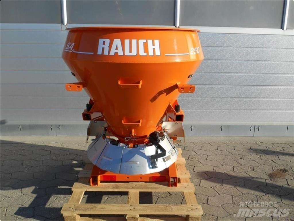 Rauch SA250 砂と塩撒き専用車