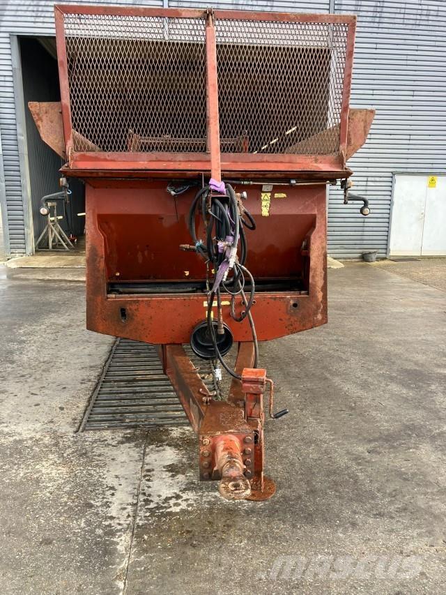 Samson 9 THM 肥料散布機