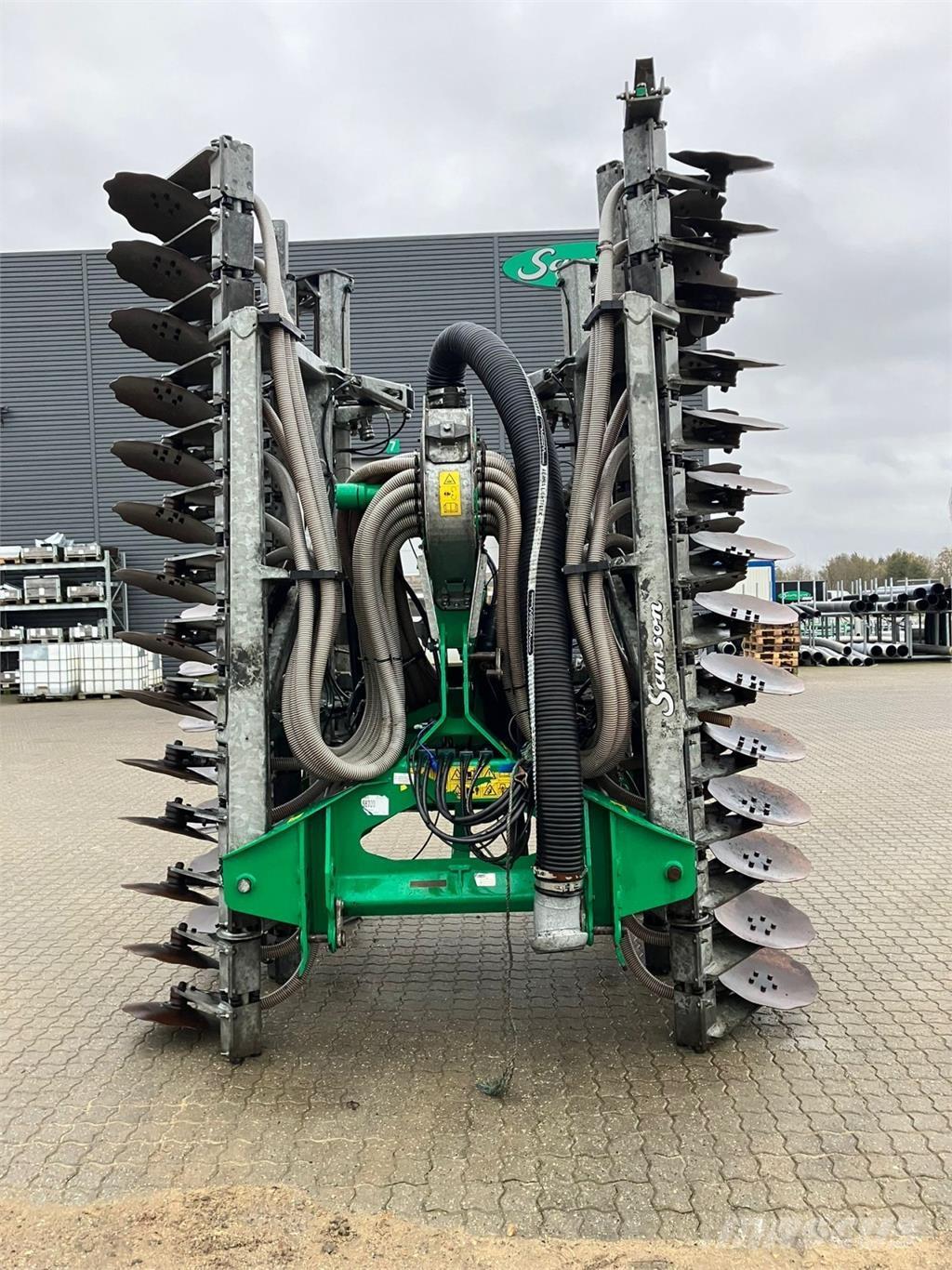 Samson SD II 700 ブームスプレイヤー