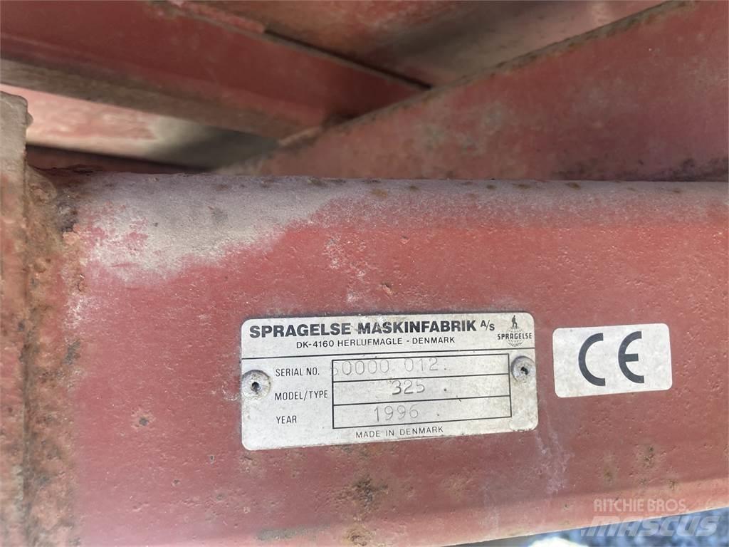 Spragelse 325 ベールトレーラー