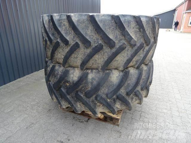 Trelleborg . タイヤ、ホイル、リム