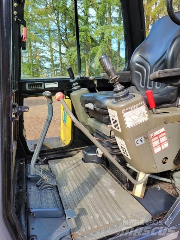 Yanmar B50 ミニ油圧ショベル 7t以下（ミニユンボ・ミニディガー）