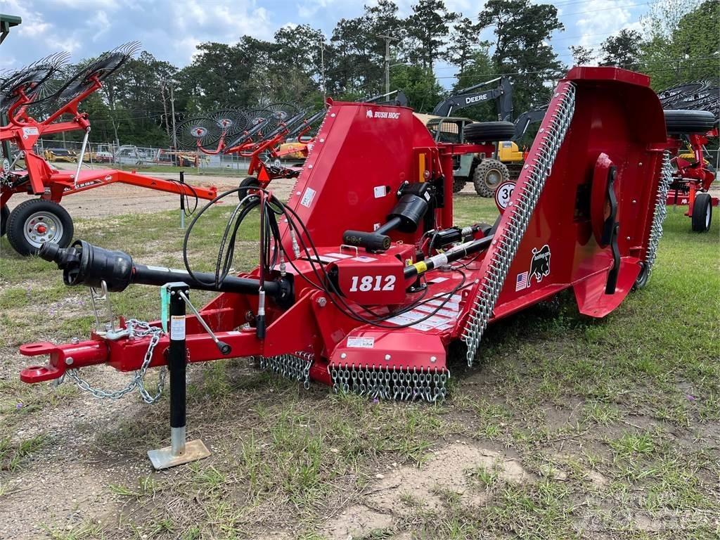 Bush Hog 1812 ベールシュレッダー、カッター、アンローラー