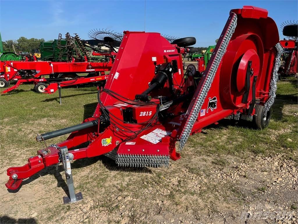 Bush Hog 2815 ベールシュレッダー、カッター、アンローラー