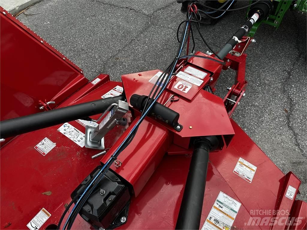 Bush Hog 2820 ベールシュレッダー、カッター、アンローラー