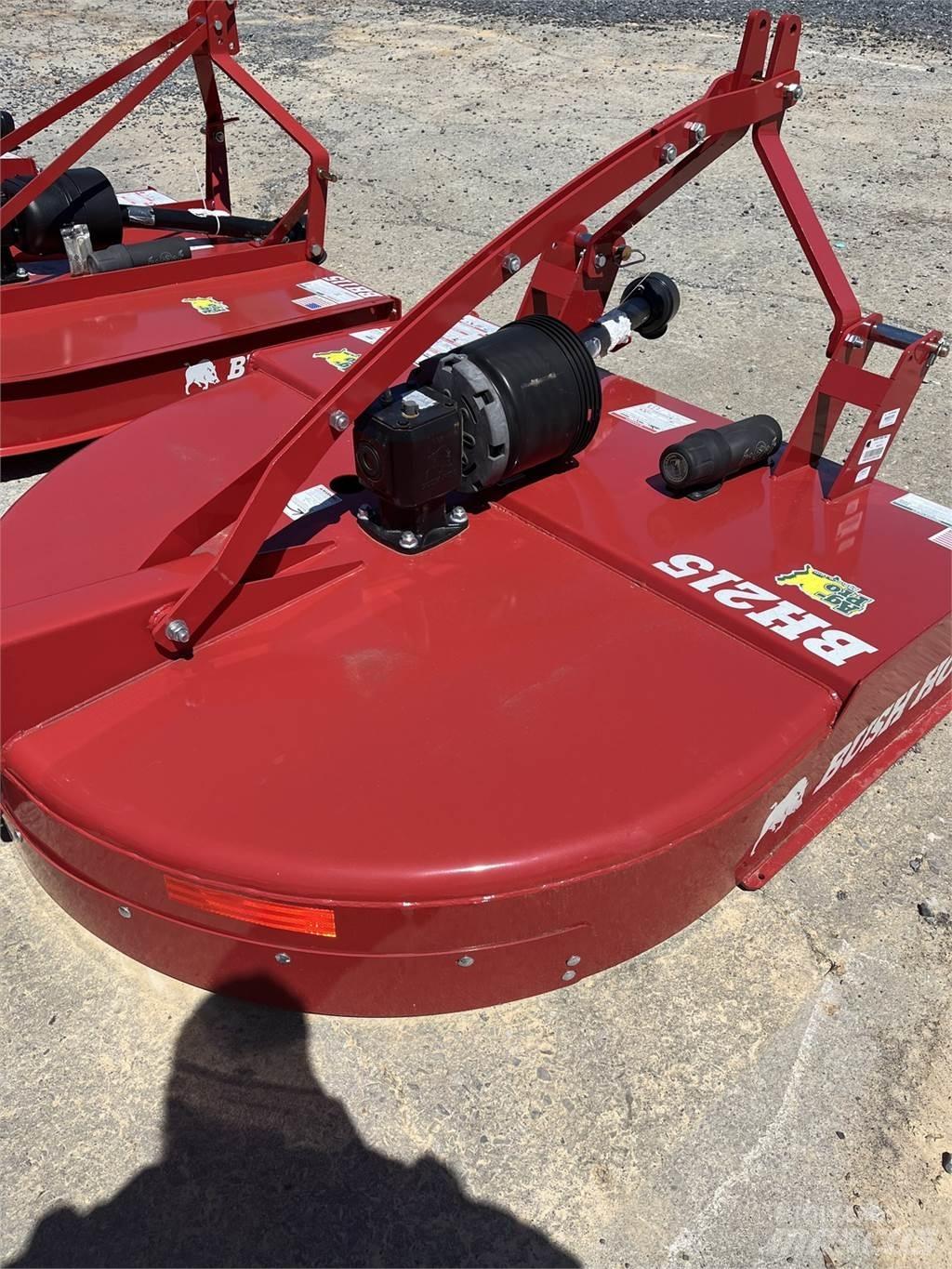 Bush Hog BH215 ベールシュレッダー、カッター、アンローラー