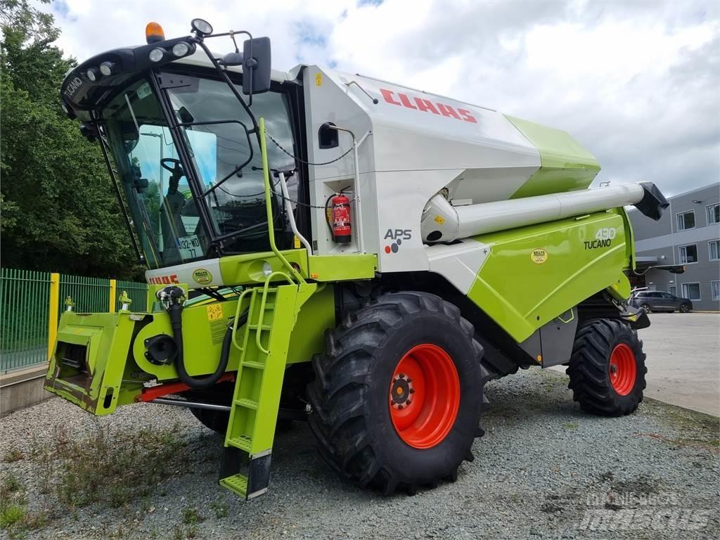 CLAAS 430 Tucano コンバイン