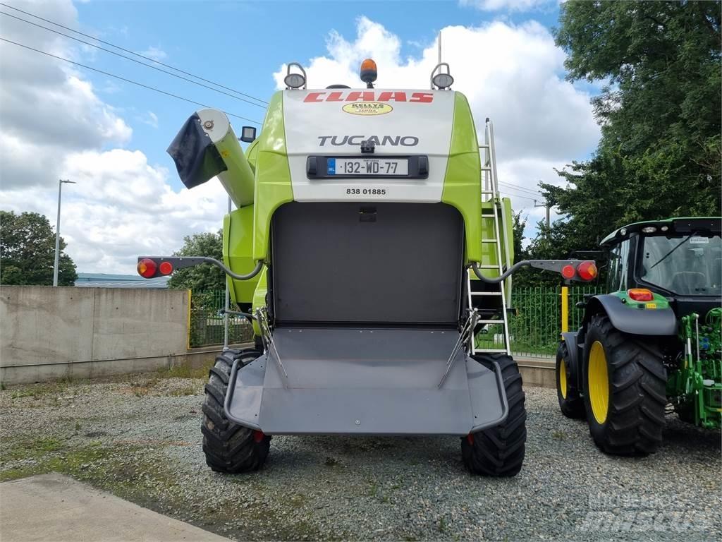 CLAAS 430 Tucano コンバイン