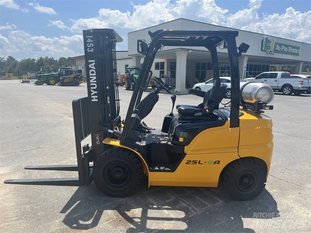 Hyundai 25L-9A フォークリフト - その他