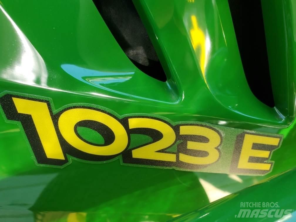John Deere 1023E コンパクトトラクター