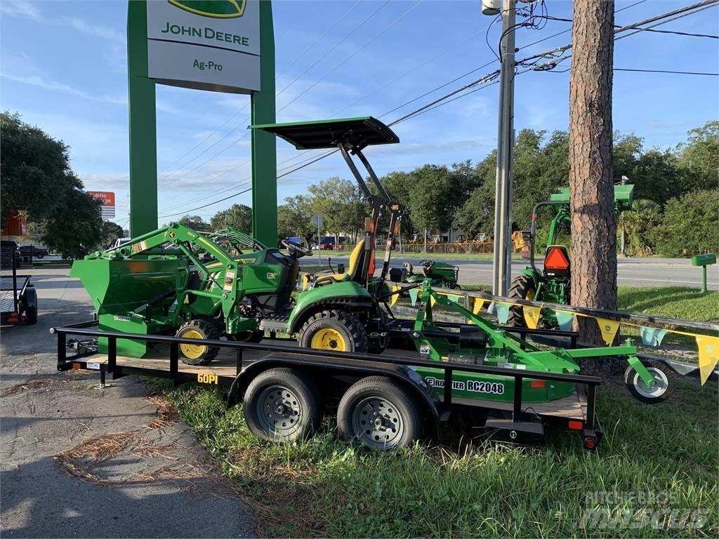 John Deere 1023E コンパクトトラクター