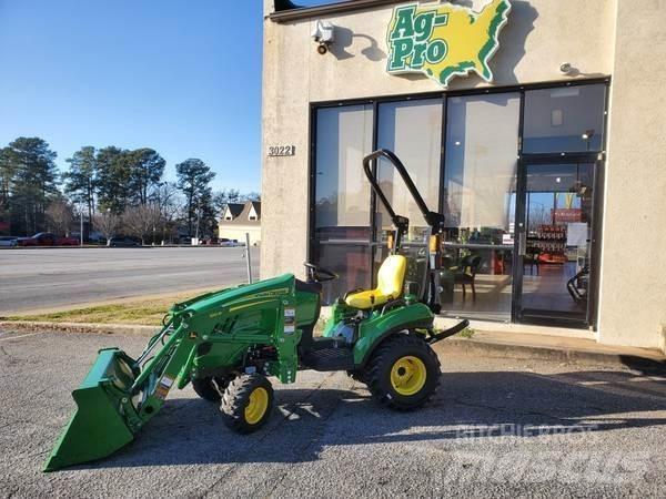 John Deere 1023E コンパクトトラクター