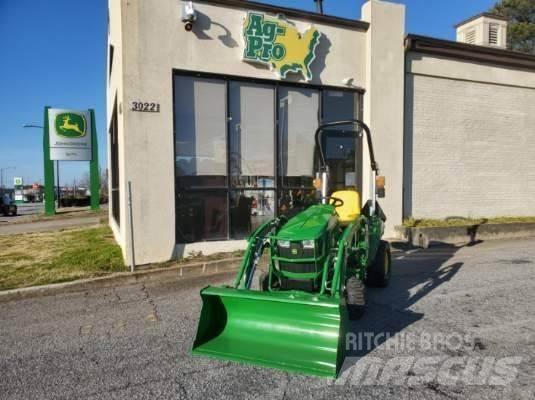 John Deere 1023E コンパクトトラクター