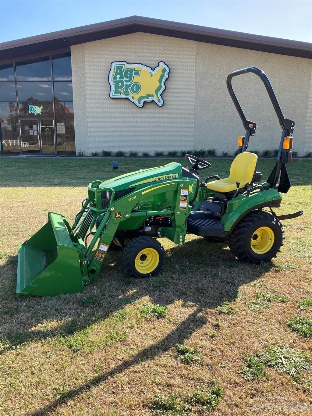 John Deere 1023E コンパクトトラクター
