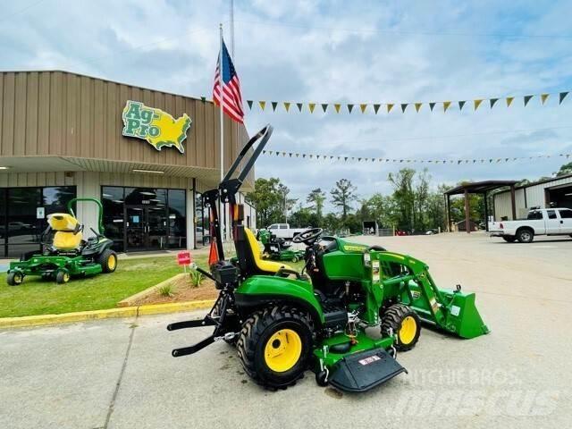 John Deere 1023E コンパクトトラクター