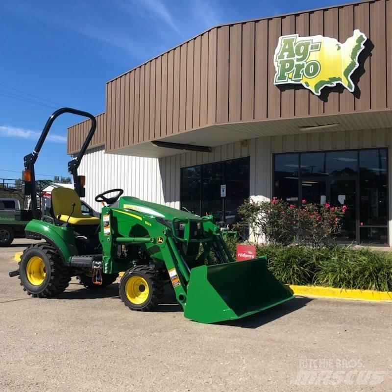 John Deere 1023E コンパクトトラクター
