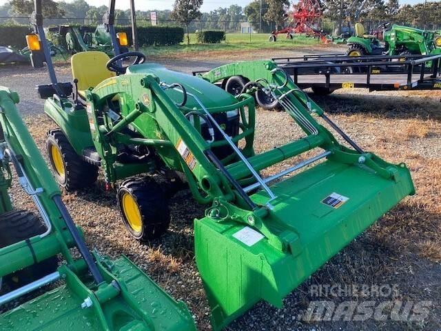 John Deere 1023E コンパクトトラクター