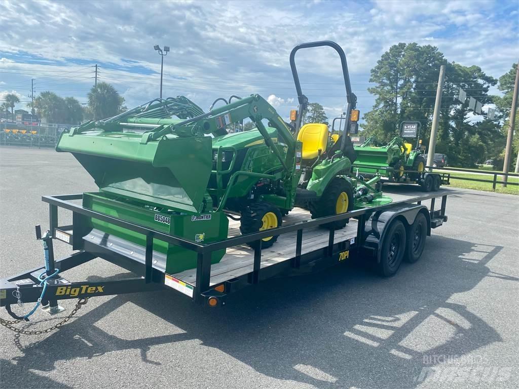 John Deere 1023E コンパクトトラクター